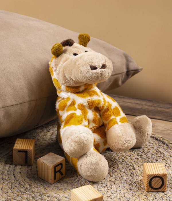 cute-plush-toy-pillow-arrangement